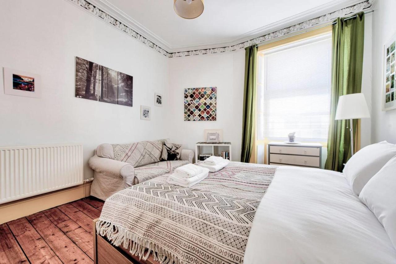 Guestready - Cosy Home 5 Minutes From Waverley! Эдинбург Экстерьер фото